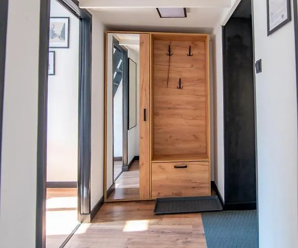 Portowa 11 Apartment *